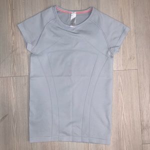 Ivivva by Lululemon Top !!